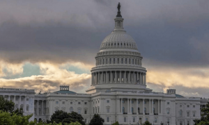 美国要吞并盟友领土，英法准备出兵，特朗普承认：可能会遭到弹劾