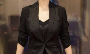 48岁左小青近况曝光！曾嫁给大20岁富商，离婚后与女儿相依为命