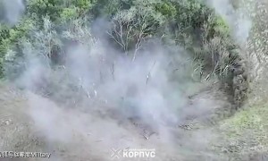 炮仗厂开工了？乌军摧毁哈尔科夫地区俄罗斯弹药库，引发巨大爆炸