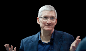 原创 
            赶超苹果？iPhone17卖了超1300万台，暴涨近四成，称霸中国市场