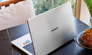 原创 
            独立五周年，荣耀跳不出华为画的圈