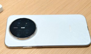 原创 
            华为新机突然开售：续航14.5小时碾压iPhone Air，4199元起！