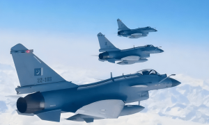 中日争端未平，印度突发侵略威胁，扬言24小时内，吞并邻国一省！