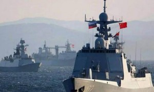 美日没想到：解放军和中国海警“锁台”之际，普京打出最意外一拳