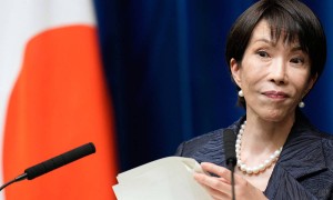 中方连续2天出手，王毅外长用4字定义高市政府，800多项反制名单砸向日本！