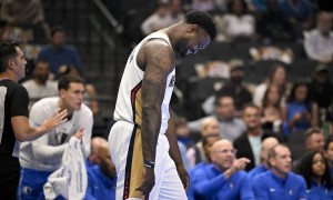 锡安受伤剧本又出新花样 他正在亲手毁掉NBA生涯？