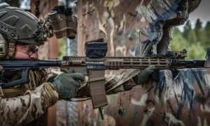 到底想要啥枪？刚淘汰HK416，美国海豹六队又要换新枪？