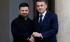 马克龙会面泽连斯基：乌克兰和欧洲必须上谈判桌