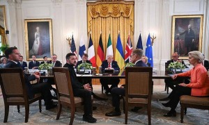 拒绝保障之后，乌克兰遭俄毒打，泽连斯基要中方表态，外交部发话