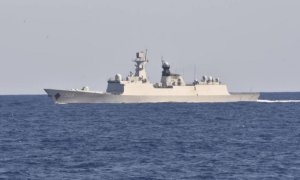 菲律宾高调展示光电 “锁定” 054A，一看位置，原来是在菲军家门口