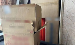 把快递纸箱囤在家里的人，悄悄吸入了更多甲醛……