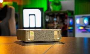 时隔 9 年，黄仁勋再次给马斯克送货上门，跳票大半年的 AI 个人超算终于来了