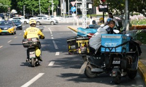 外卖大战入冬：美团淘宝补贴退坡，京东发起区域暗战