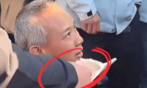 张家界荒野求生“老中医”被红牌罚下退赛，在鞋垫中藏细线被查出