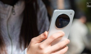 剿杀豆包手机助手，可能是互联网巨头的一次「共谋」