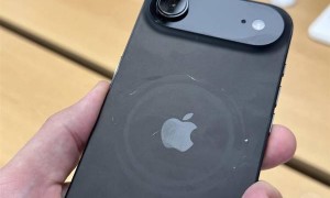 用几个小时就满身划痕！苹果回应iPhone 17机身磨损严重